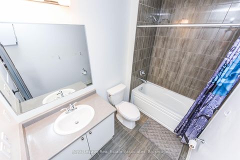 Photo 14 at 123 - 102 Grovewood Common, GO Glenorchy, Oakville