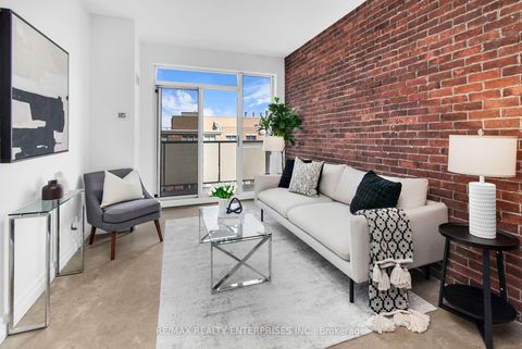 Photo 12 at 913 - 1005 King Street W, Niagara, Toronto