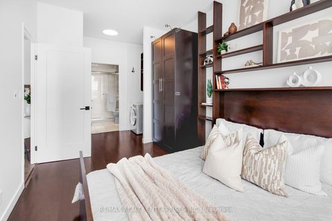 Photo 18 at 913 - 1005 King Street W, Niagara, Toronto