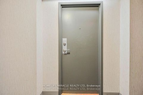 Photo 4 at 511 - 5 Rowntree Road, Jamestown, Toronto