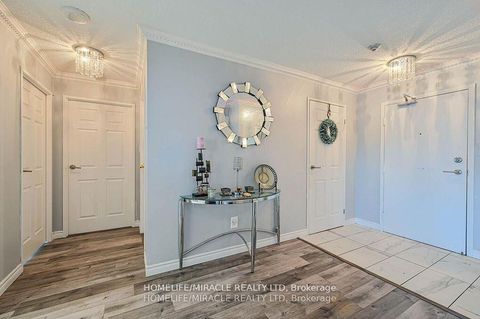 Photo 6 at 511 - 5 Rowntree Road, Jamestown, Toronto