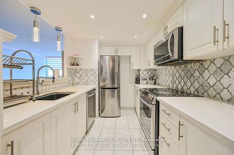 Photo 15 at 511 - 5 Rowntree Road, Jamestown, Toronto