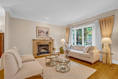 Photo 4 at 20 Hurlingham Crescent, Don Mills, Toronto