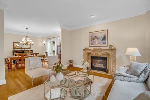 Photo 5 at 20 Hurlingham Crescent, Don Mills, Toronto