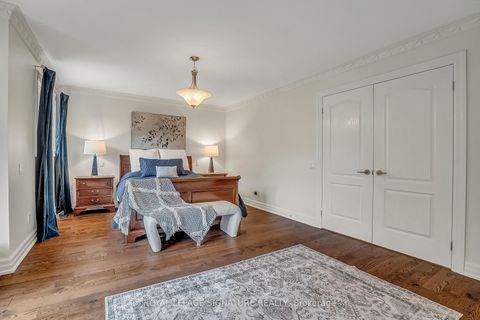 Photo 24 at 20 Hurlingham Crescent, Don Mills, Toronto
