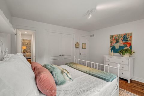 Photo 33 at 20 Hurlingham Crescent, Don Mills, Toronto