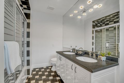 Photo 36 at 20 Hurlingham Crescent, Don Mills, Toronto