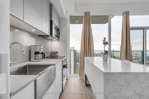 Photo 11 at 1106 - 270 Dufferin Street, South Parkdale, Toronto