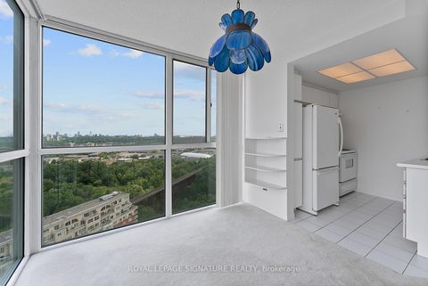 Photo 2 at 2509 - 7 Concorde Place, Don Mills, Toronto