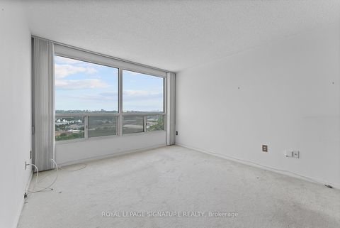 Photo 14 at 2509 - 7 Concorde Place, Don Mills, Toronto