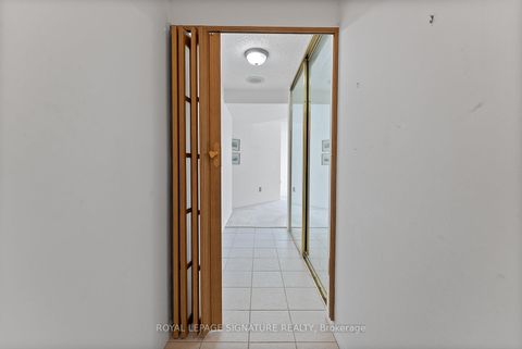 Photo 25 at 2509 - 7 Concorde Place, Don Mills, Toronto