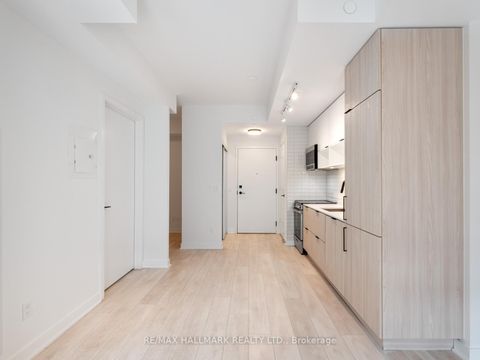 Photo 1 at S423 - 35 Rolling Mills Road, Waterfront Communities C8, Toronto