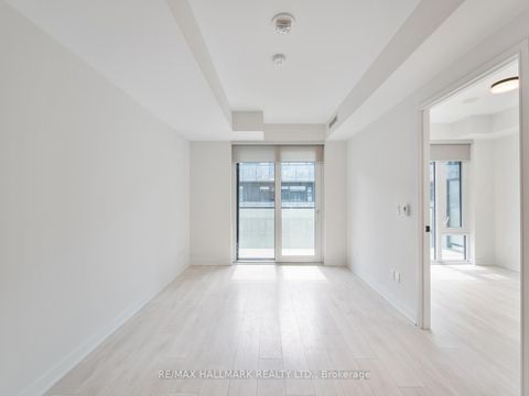 Photo 5 at S423 - 35 Rolling Mills Road, Waterfront Communities C8, Toronto