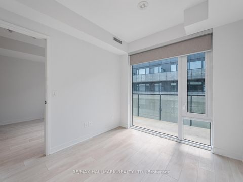 Photo 11 at S423 - 35 Rolling Mills Road, Waterfront Communities C8, Toronto