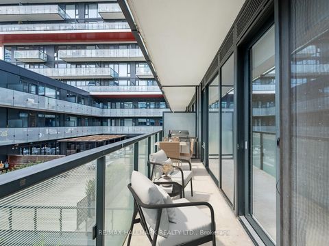 Photo 19 at S423 - 35 Rolling Mills Road, Waterfront Communities C8, Toronto
