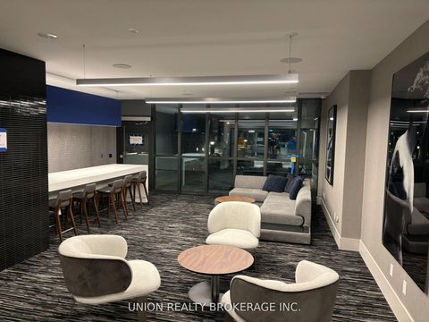 Photo 15 at 606 - 286 Main Street, Danforth, Toronto
