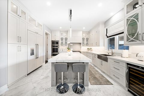 Photo 10 at 18 Westbrooke Boulevard, Nobleton, King