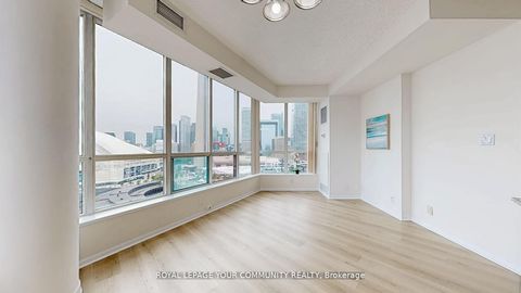 Photo 9 at 2323 - 230 Queens Quay W, Waterfront Communities C1, Toronto