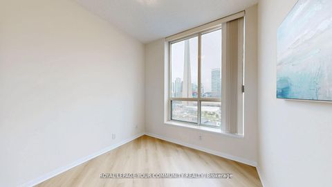 Photo 22 at 2323 - 230 Queens Quay W, Waterfront Communities C1, Toronto