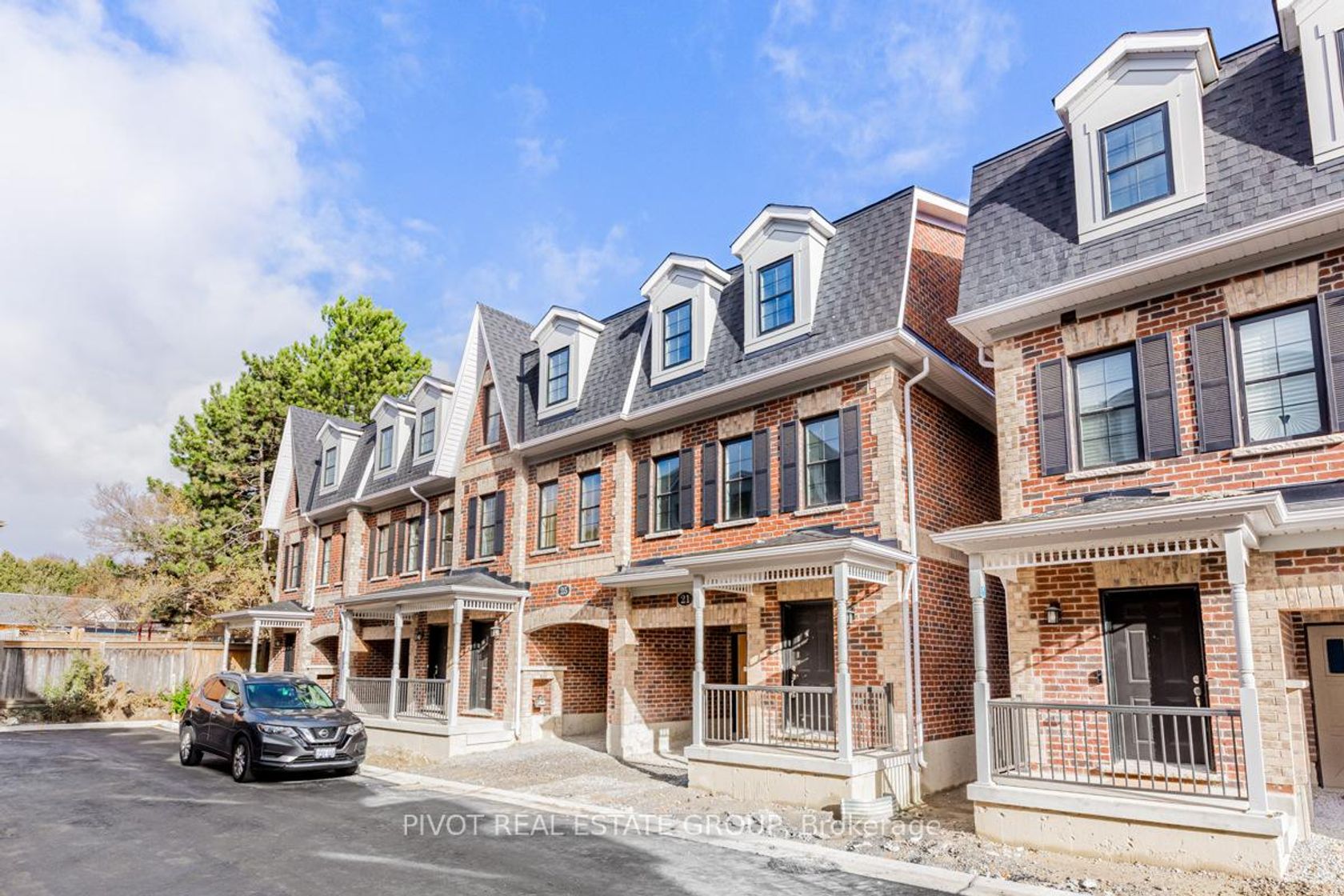 21 Kennisis Way, Maple, Vaughan 
