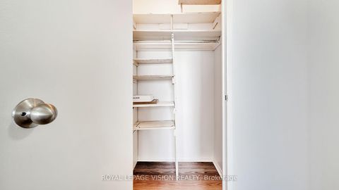 Photo 37 at 801 - 5 Vicora Linkway, Flemingdon Park, Toronto
