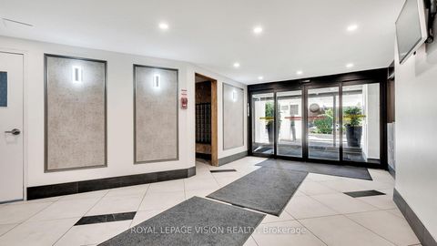 Photo 38 at 801 - 5 Vicora Linkway, Flemingdon Park, Toronto