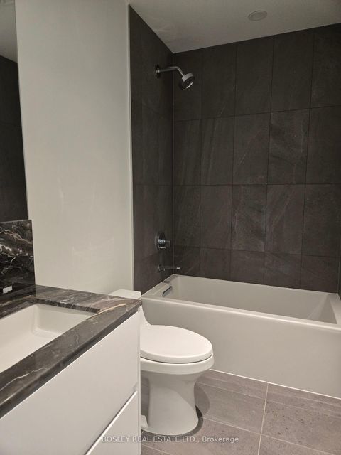 Photo 13 at 708 - 2 Forest Hill Road, Casa Loma, Toronto