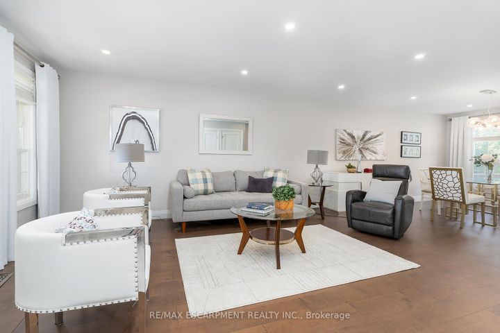Photo 5 at 436 GOODRAM Drive, Shoreacres, Burlington