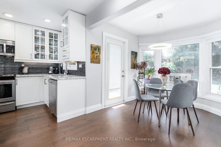 Photo 13 at 436 GOODRAM Drive, Shoreacres, Burlington