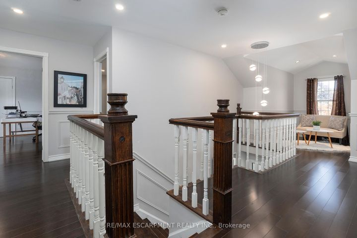 Photo 18 at 436 GOODRAM Drive, Shoreacres, Burlington