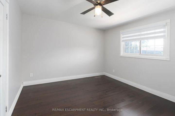 Photo 22 at 436 GOODRAM Drive, Shoreacres, Burlington
