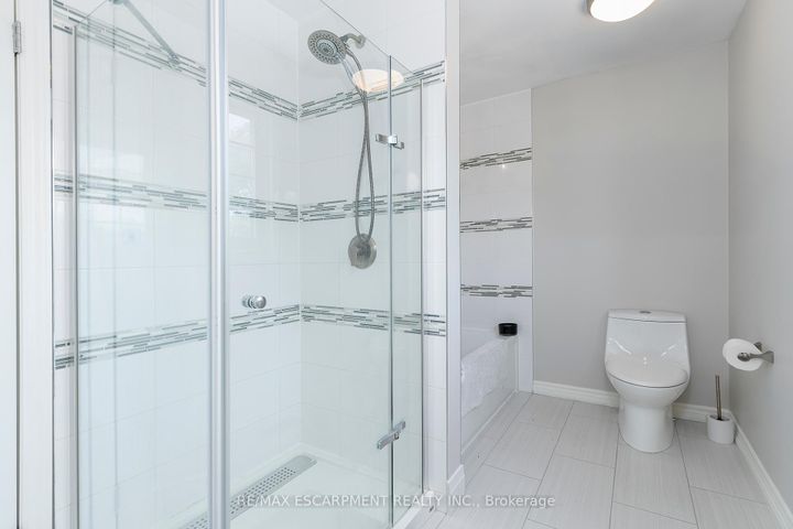 Photo 27 at 436 GOODRAM Drive, Shoreacres, Burlington
