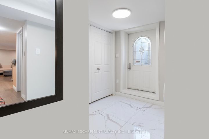 Photo 33 at 436 GOODRAM Drive, Shoreacres, Burlington