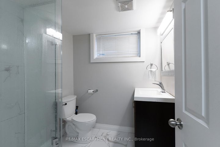 Photo 34 at 436 GOODRAM Drive, Shoreacres, Burlington