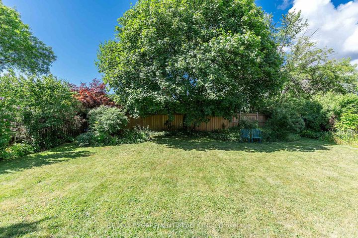 Photo 38 at 436 GOODRAM Drive, Shoreacres, Burlington