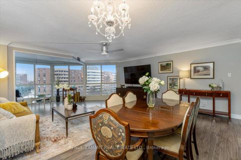 Photo 2 at 709 - 5 Weldrick Road W, North Richvale, Richmond Hill