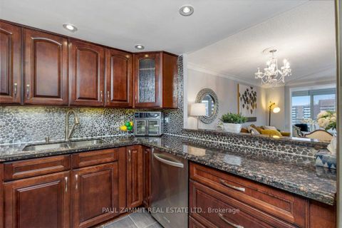 Photo 9 at 709 - 5 Weldrick Road W, North Richvale, Richmond Hill