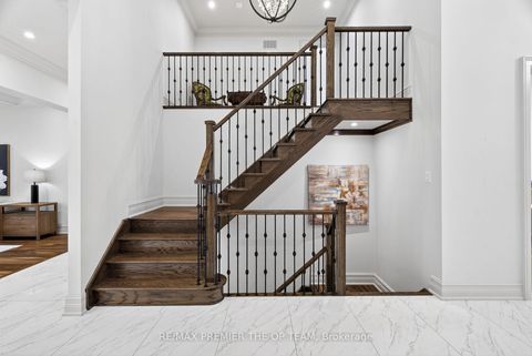 Photo 17 at 24 Grand Vellore Crescent, Vellore Village, Vaughan