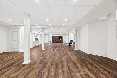 Photo 31 at 24 Grand Vellore Crescent, Vellore Village, Vaughan