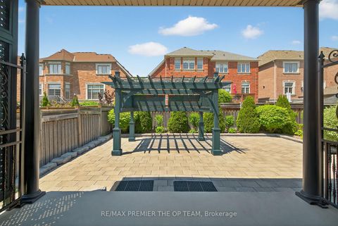 Photo 34 at 24 Grand Vellore Crescent, Vellore Village, Vaughan