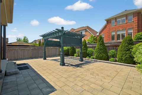 Photo 36 at 24 Grand Vellore Crescent, Vellore Village, Vaughan