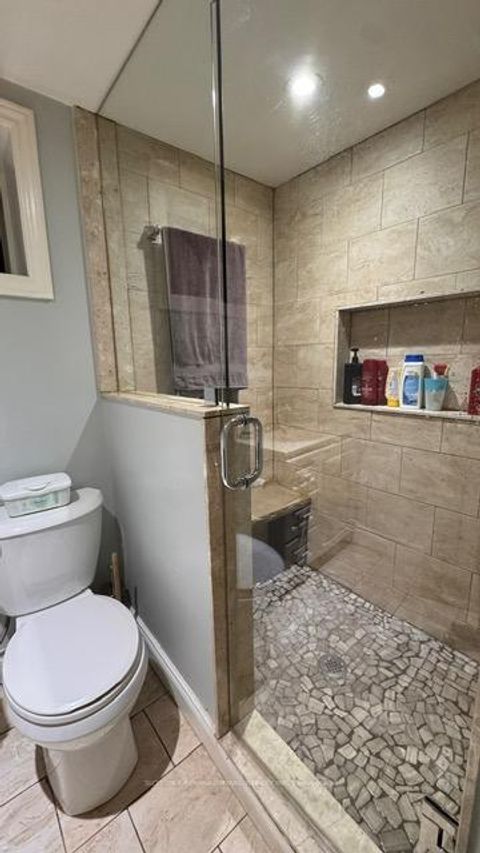 Photo 15 at 29 Mayall Avenue, CFB, Toronto