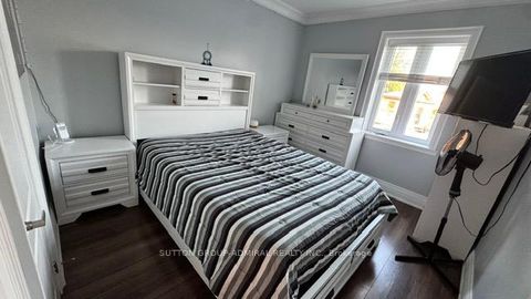 Photo 20 at 29 Mayall Avenue, CFB, Toronto
