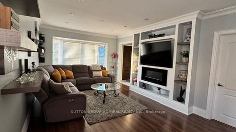 Photo 24 at 29 Mayall Avenue, CFB, Toronto