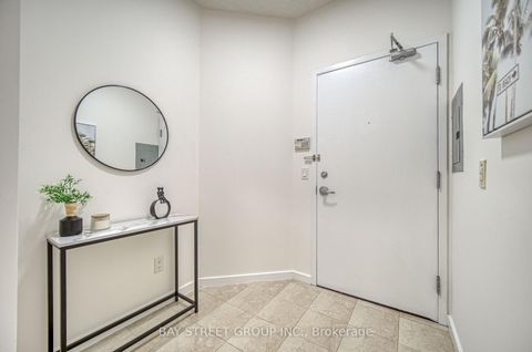 Photo 6 at 2811 - 8 York Street, Waterfront Communities C1, Toronto
