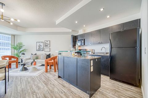 Photo 8 at 2811 - 8 York Street, Waterfront Communities C1, Toronto