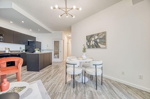 Photo 16 at 2811 - 8 York Street, Waterfront Communities C1, Toronto