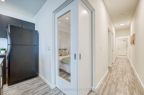 Photo 22 at 2811 - 8 York Street, Waterfront Communities C1, Toronto