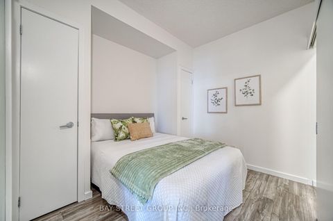 Photo 24 at 2811 - 8 York Street, Waterfront Communities C1, Toronto