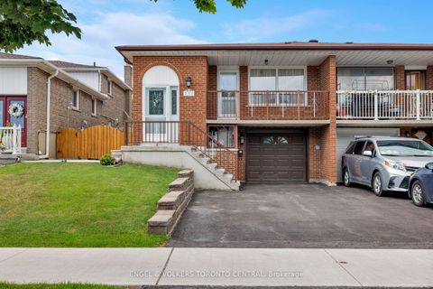 Photo 48 at 231 Shawnee Circle, Pleasant View, Toronto